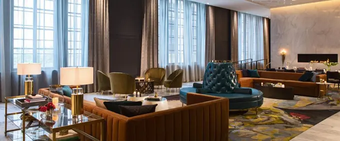 The Allegro Royal Sonesta Hotel ......