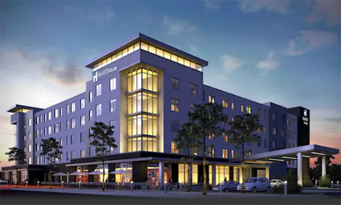 Hyatt House Metropark Square ......
