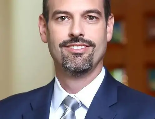 Scott Oaksmith
