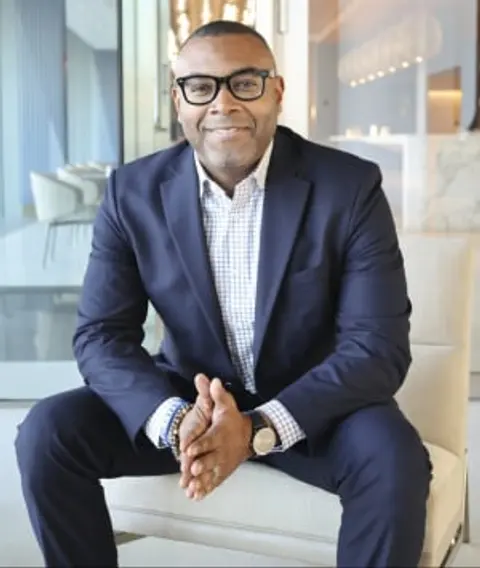 Anthony Beach