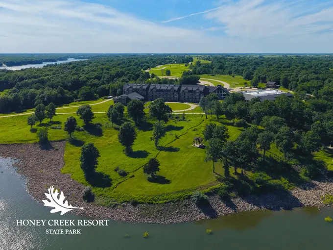 Honey Creek Resort