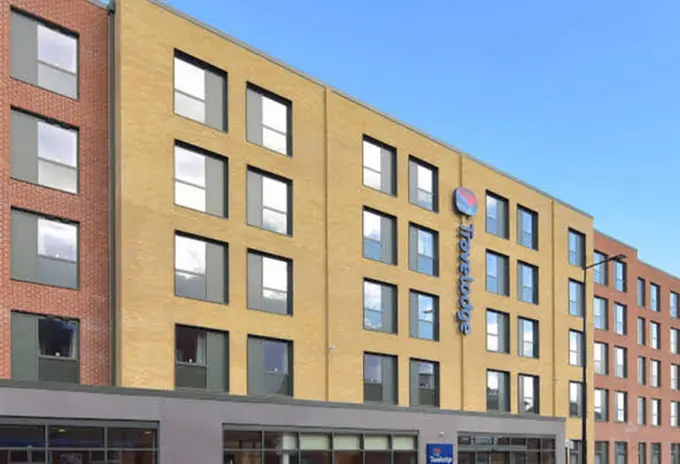 Travelodge Lincoln City Centre ......