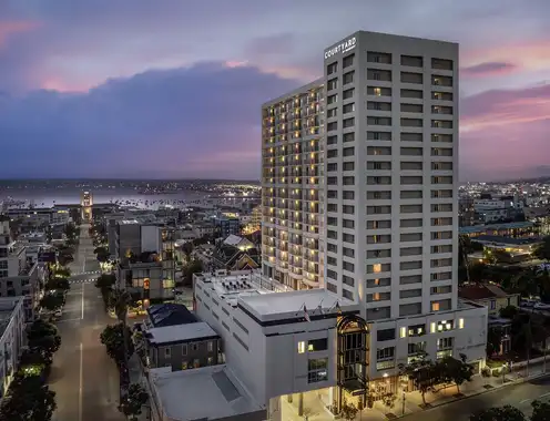 Courtyard by Marriott San Diego Downtown Little Italy