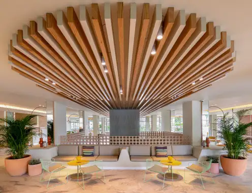 014a Sol Arona Lobby