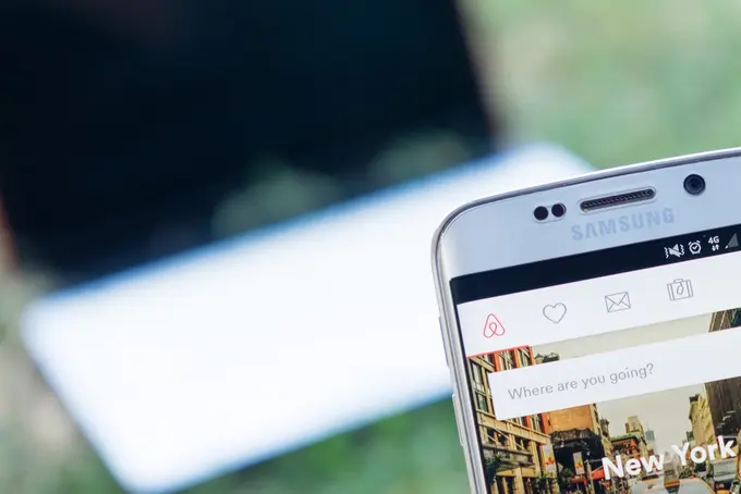 How Hoteliers Are Buckling Up To Coexist With Airbnb | By Alonso Franco