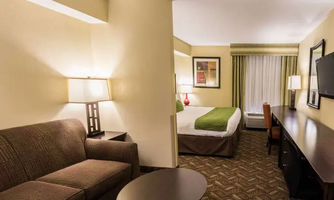 Ecco Suites, BW Signature Collection, Augusta ......