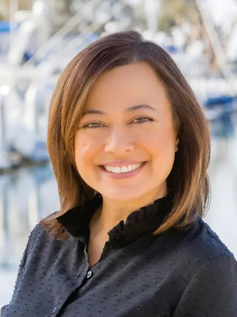 Joy Lynch