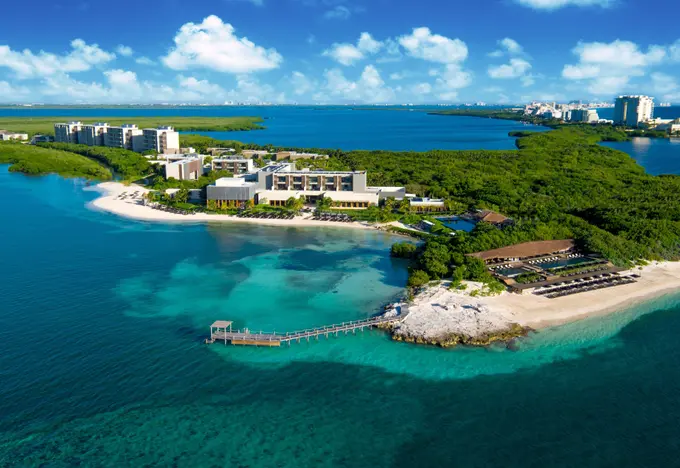 NIZUC Resort & Spa ......