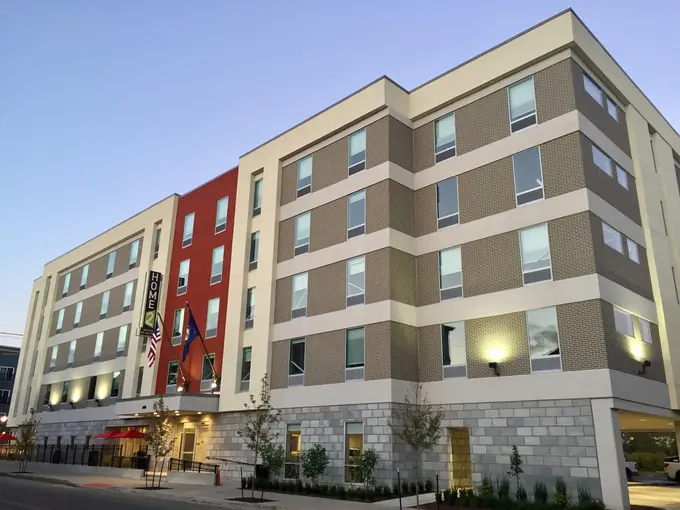 Home2 Suites by Hilton Louisville NuLu Medical District ......