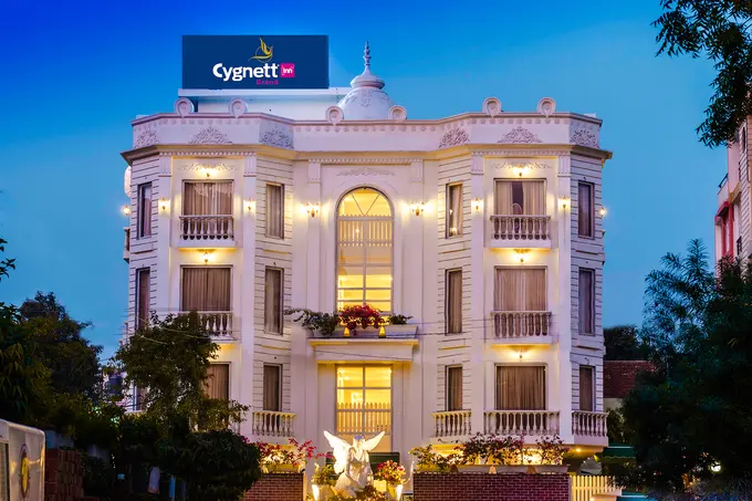 Cygnett Inn Grand ......