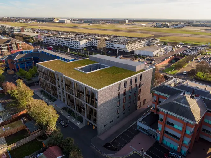 Hampton by Hilton London Heathrow Bath Road ......