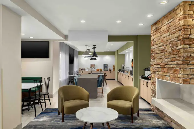 Fairfield Inn & Suites by Marriott Indianapolis Airport