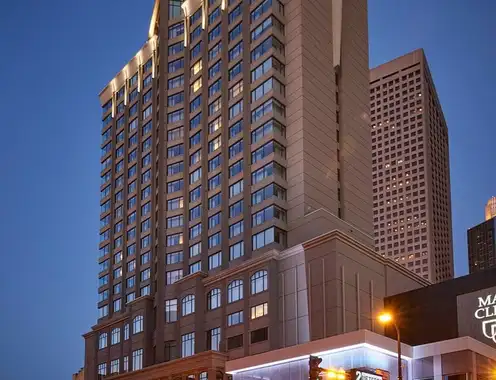 The Lofton Hotel