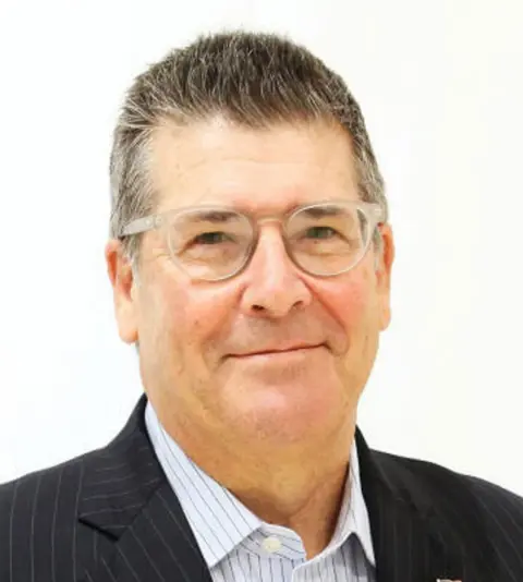 Gary Mills