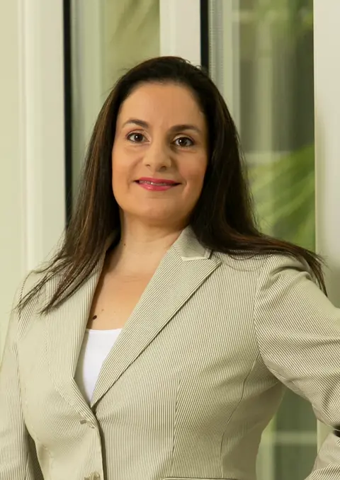 Elena Peroulakis