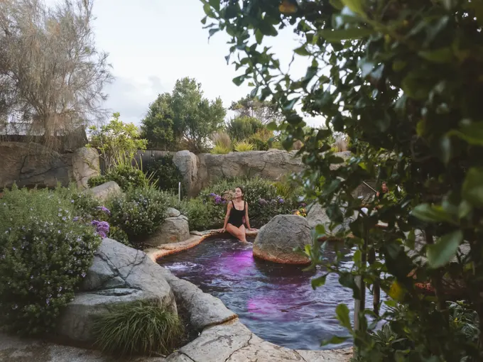 DEEP BLUE HOTEL & HOT SPRINGS AUSTRALIA ACCELERATES OPERATIONAL AND GUEST EXPERIENCE BENEFITS WITH AGILYSYS TECHNOLOGY FORWARD SOLUTIONS