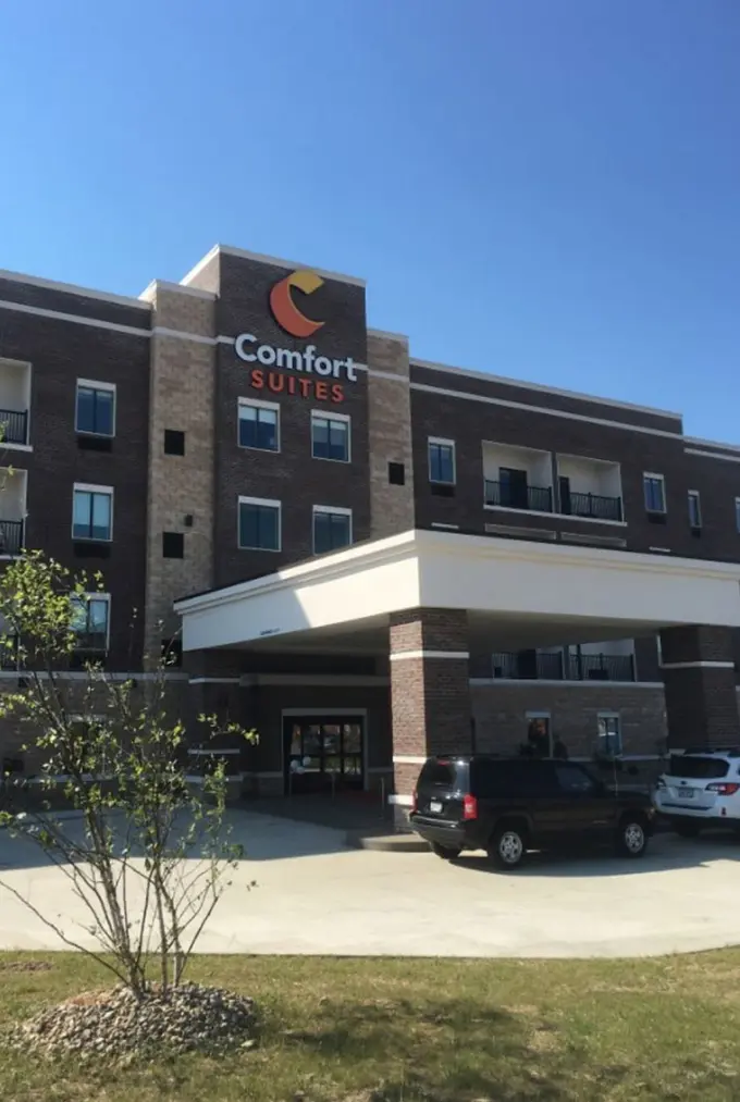 Comfort Suites Brunswick ......