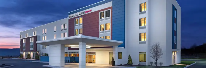 SpringHill Suites by Marriott Medford Airport ......