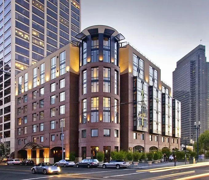 1 Hotel San Francisco ......