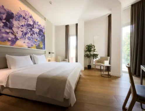 The Classic Hotel