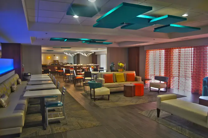 Best Western Plus-Cincinnati Riverfront Downtown Area ......