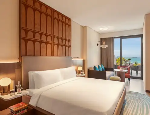 SO/ Ras Al Khaimah Hotel & Resort