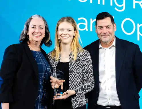 2026 ISHC Young Leader Award presented to Ina Plunien at IHIF