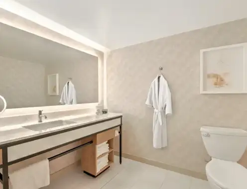 Re-Imagining Hospitality: Hilton Anaheim's Approach to Modern Hotel Marketin