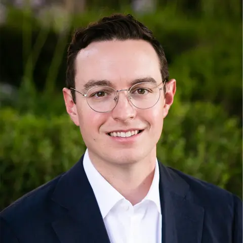 Andrew Saunders