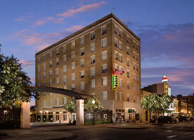 The LaSalle Hotel ......