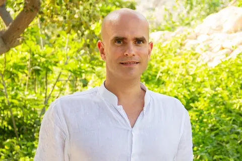 Andrew Barge