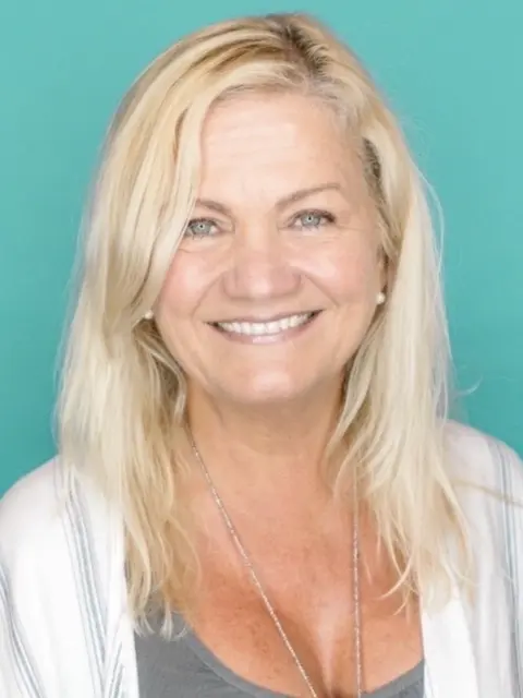 Shelley Hall