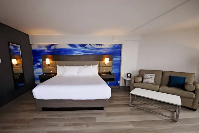Coast Bastion Hotel ......