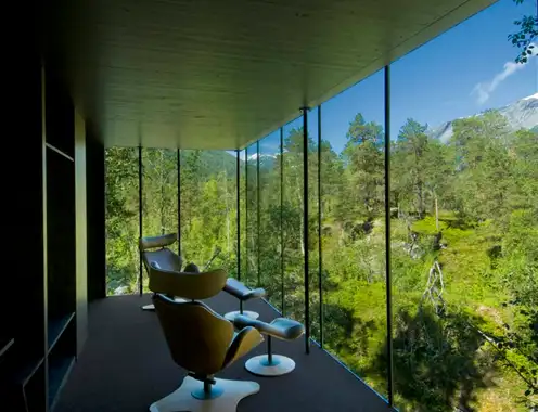 21 Hotels From Famous Movies