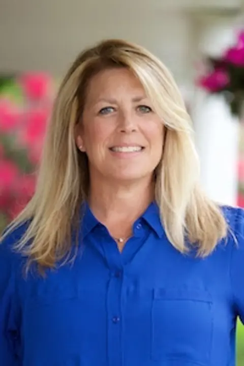 Jennifer Schneider