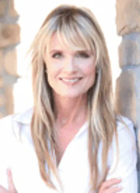 Amy Commans