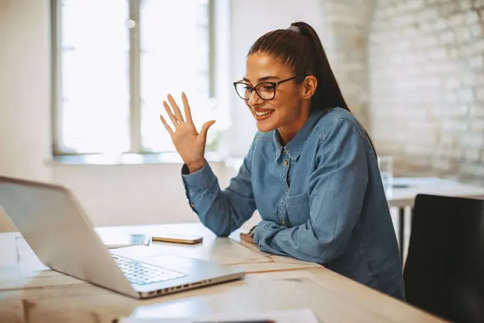 4 Simple Tips To Enhance Your Online Charisma