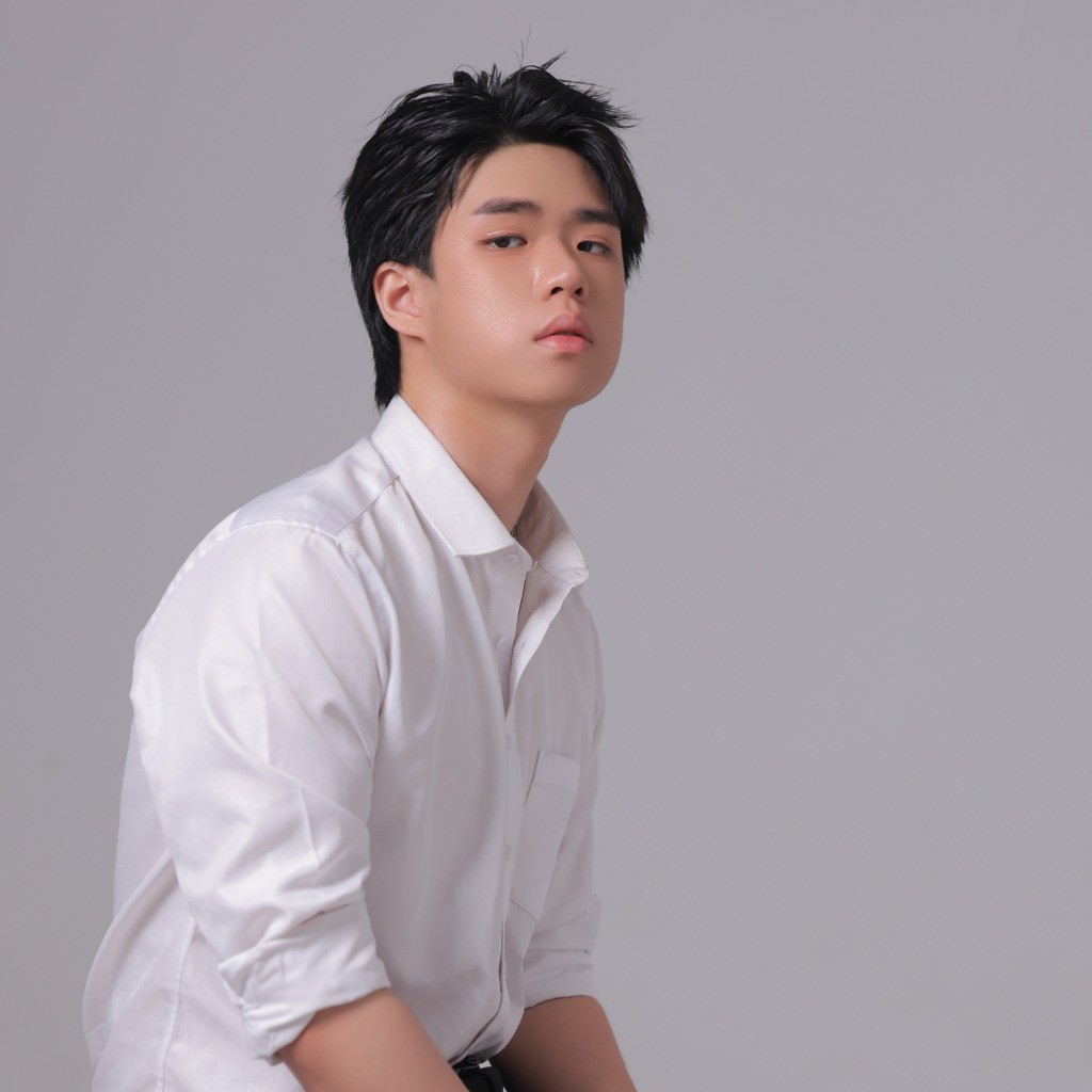 Bingqing Liu