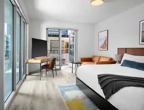 The Margot Hotel San Diego Gaslamp Quarter Outset by Hilton Guest Room Studio Corner Balcony