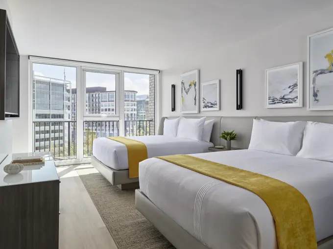 Hotel AKA Washington Circle ......