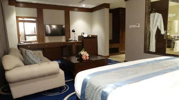 Swiss International Tabuk Hotel ......
