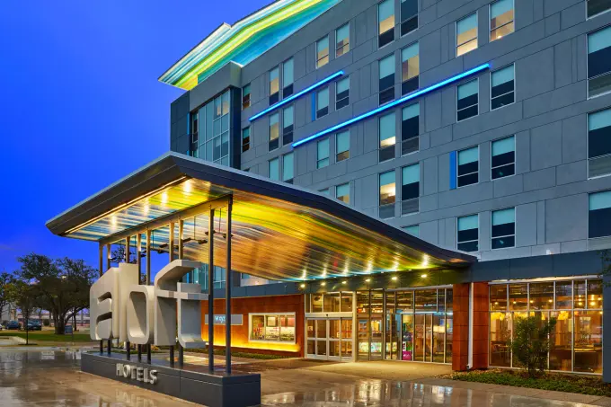 Hotel Equities Partners with Lodgic Hospitality to Manage Austin Portfolio