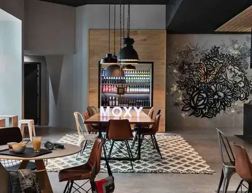 Moxy Lyon Airport