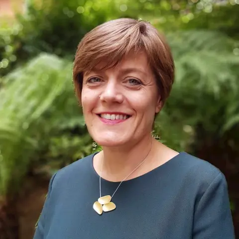 Vicki Richards