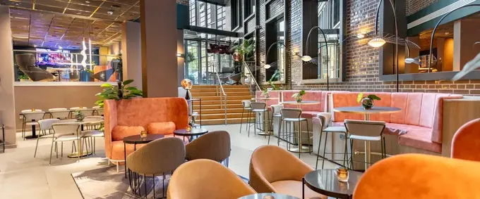 YOTEL London City ......