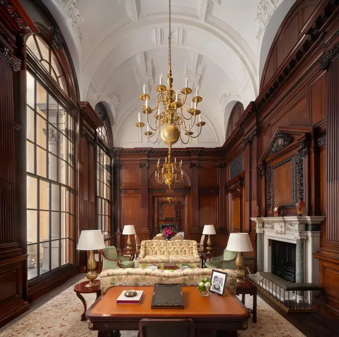The Peninsula vs Raffles: how London