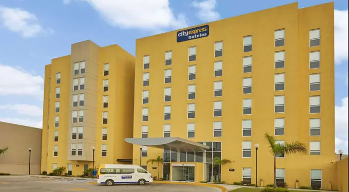 Hotel City Express Plus Tampico ......