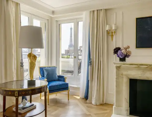 Four Seasons Hotel George V, Paris