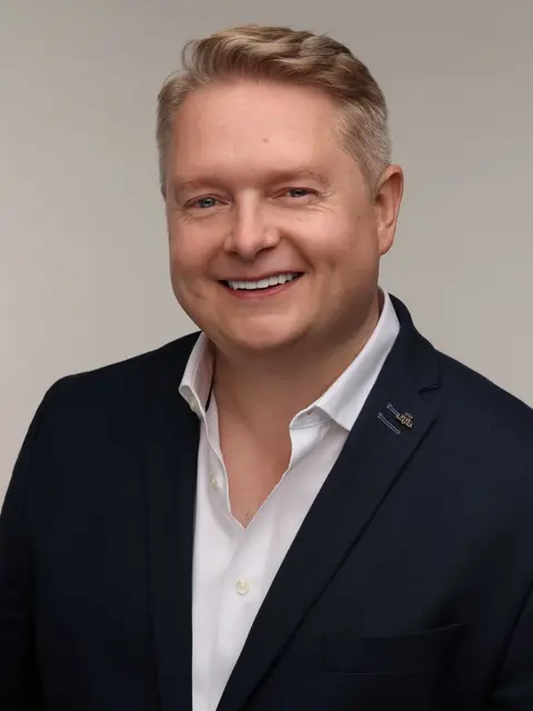 Darryl Walker