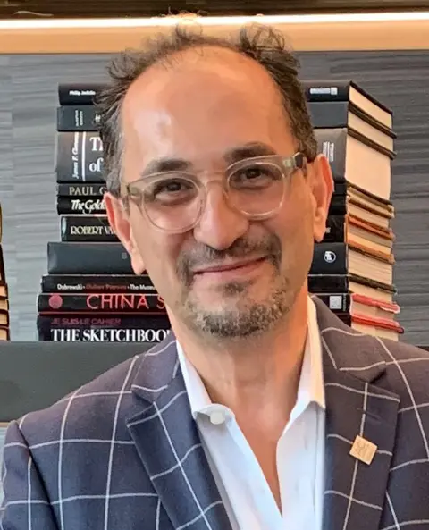 Mark Namdar